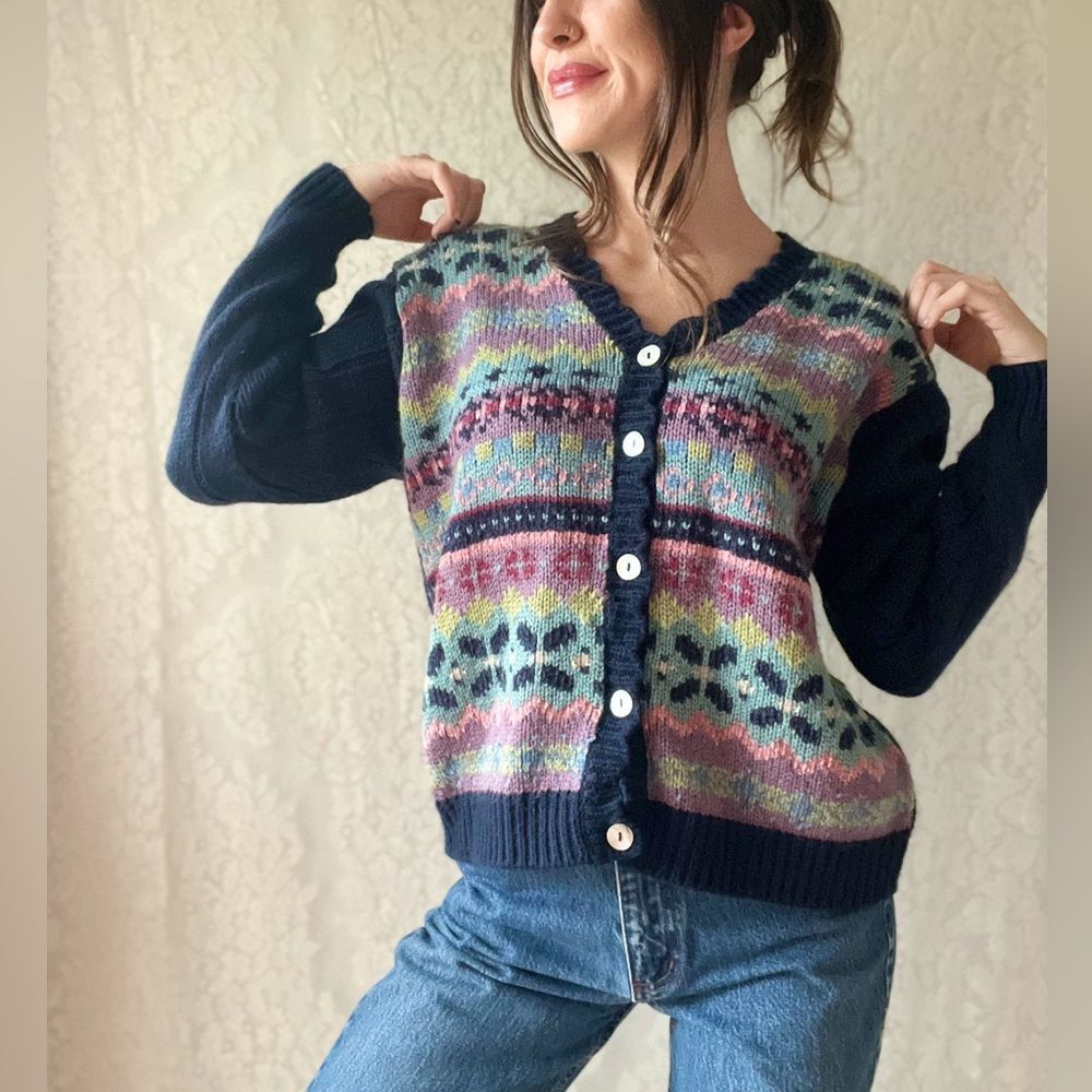 Vintage 90s Acrylic Wool Knit Shell Button Up Navy Cardigan Sweater
